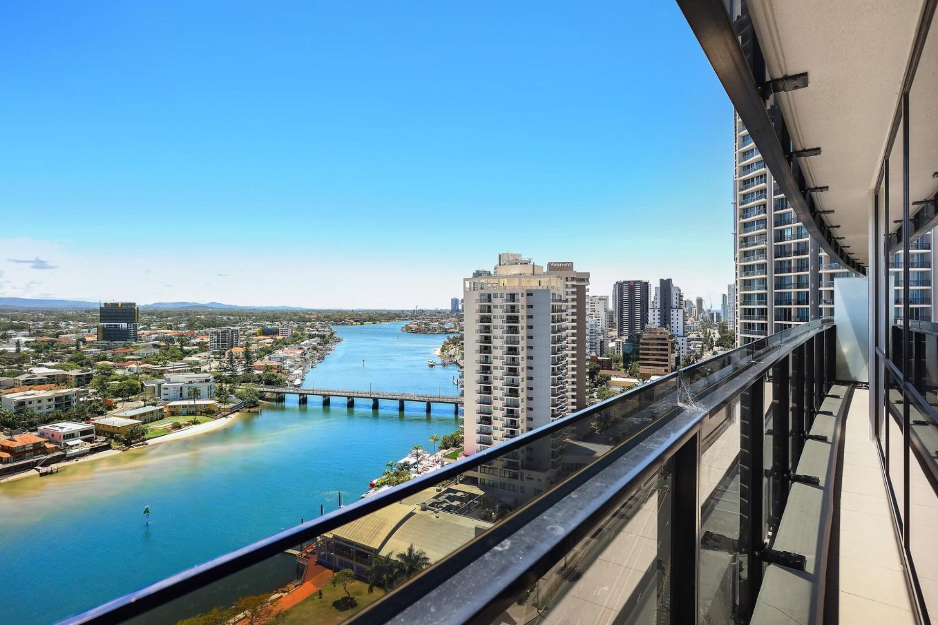 Circle On Cavill 2, 3, 4 & 5 Bedroom Skyhomes & Sub Penthouses By Gold Coast Holidays Extérieur photo