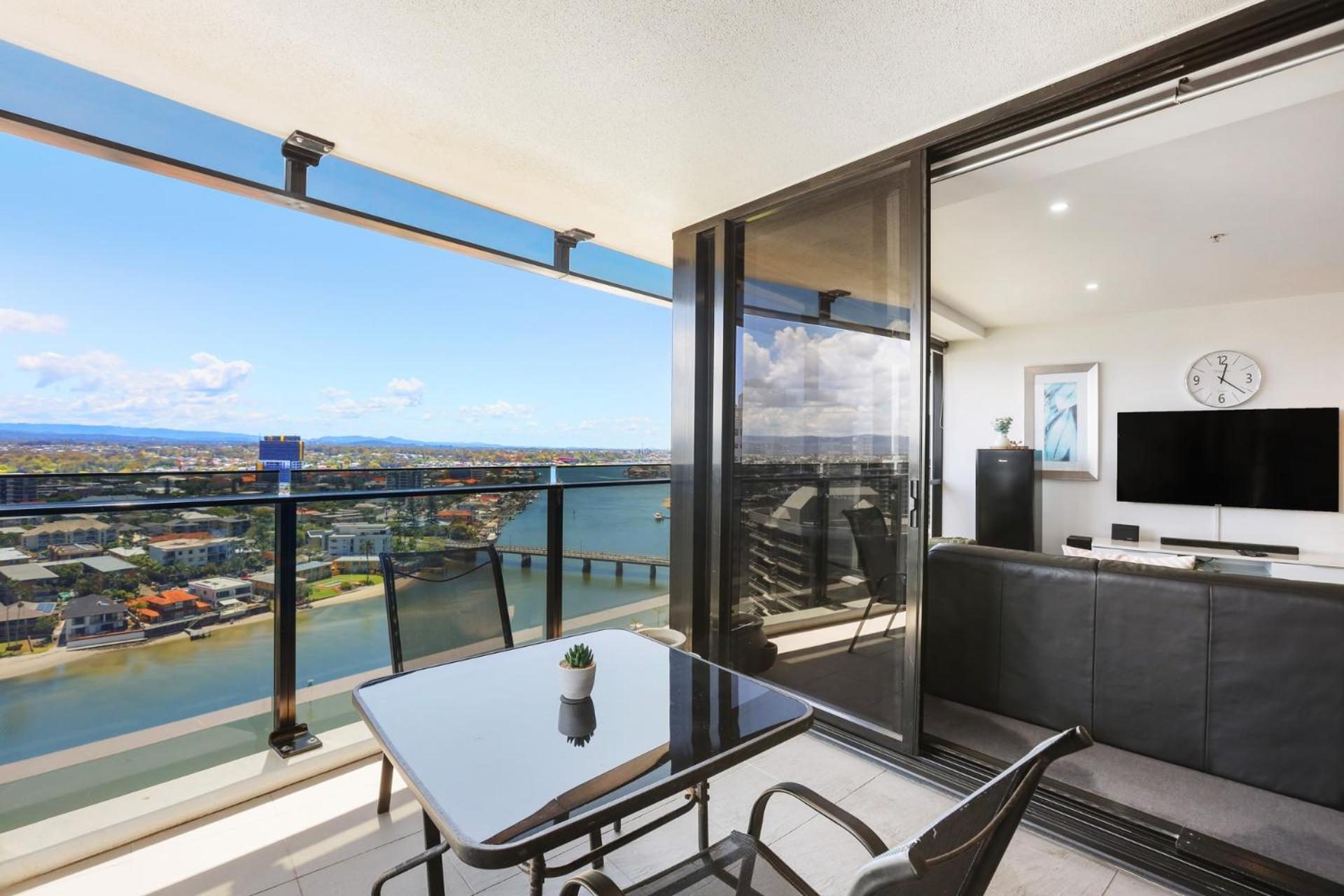 Circle On Cavill 2, 3, 4 & 5 Bedroom Skyhomes & Sub Penthouses By Gold Coast Holidays Extérieur photo