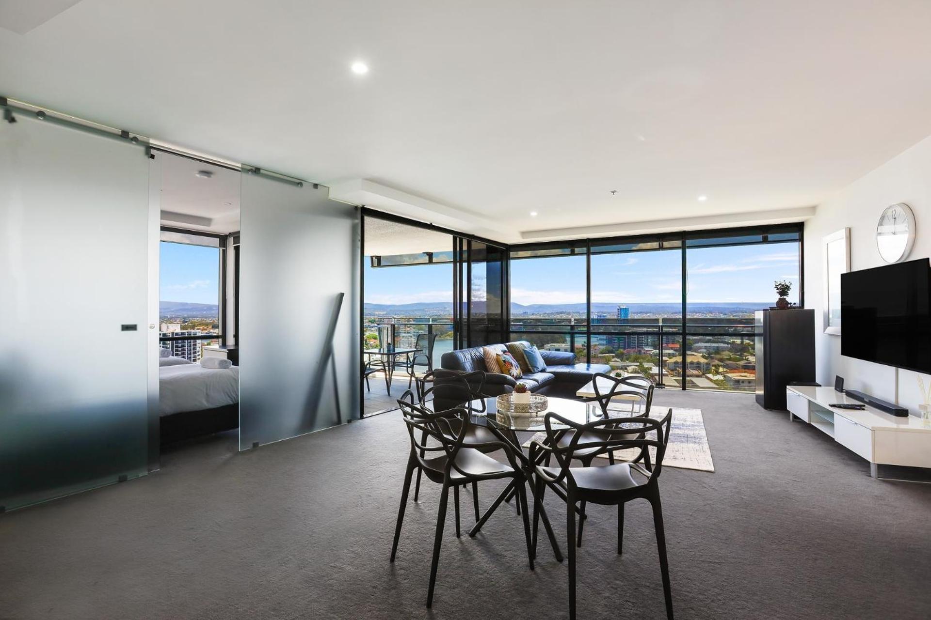 Circle On Cavill 2, 3, 4 & 5 Bedroom Skyhomes & Sub Penthouses By Gold Coast Holidays Extérieur photo