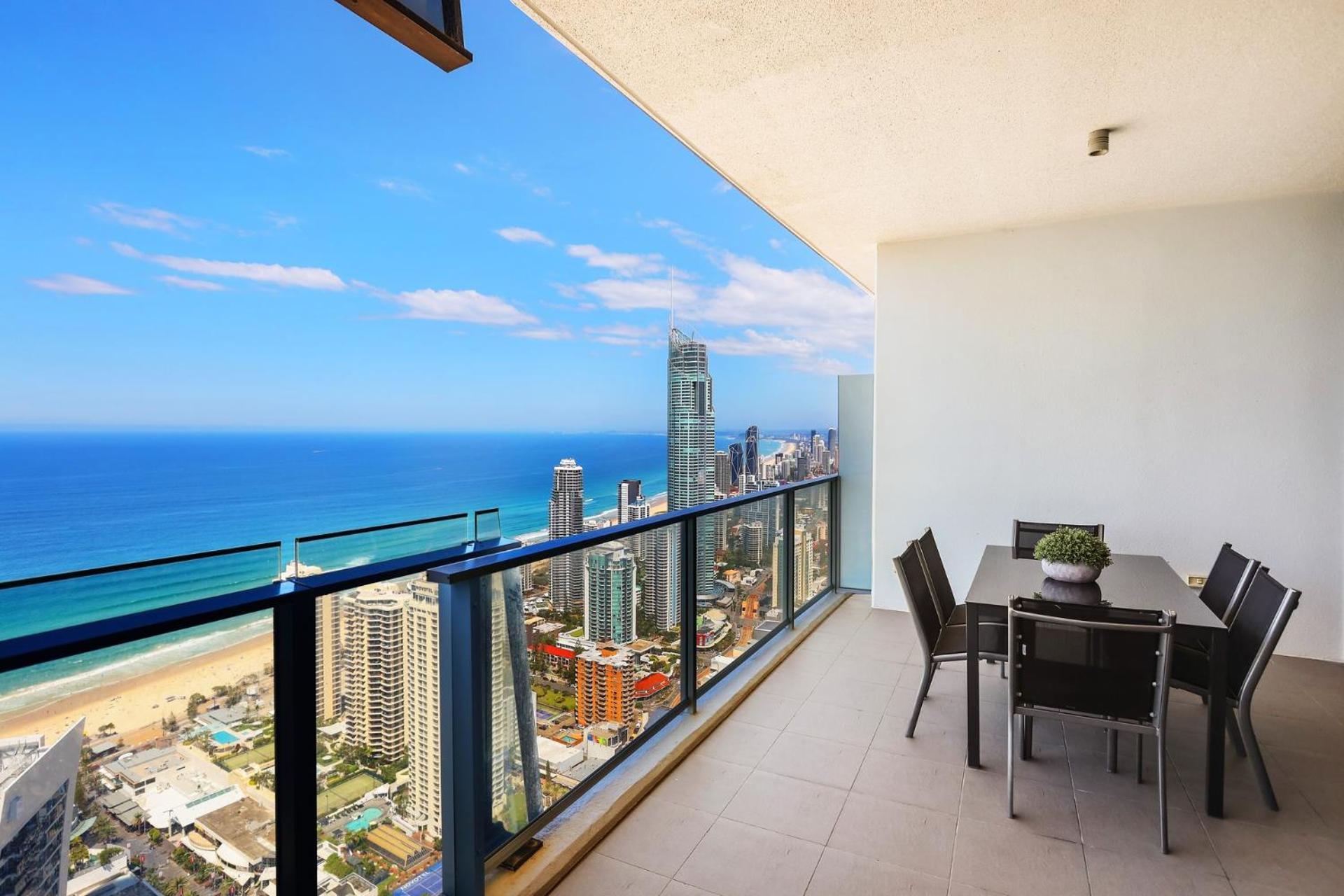 Circle On Cavill 2, 3, 4 & 5 Bedroom Skyhomes & Sub Penthouses By Gold Coast Holidays Extérieur photo