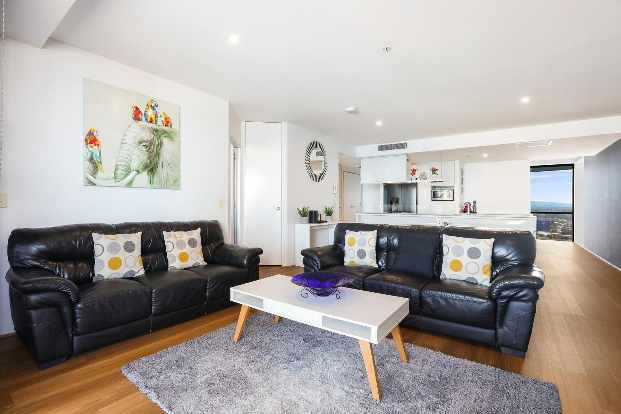 Circle On Cavill 2, 3, 4 & 5 Bedroom Skyhomes & Sub Penthouses By Gold Coast Holidays Extérieur photo