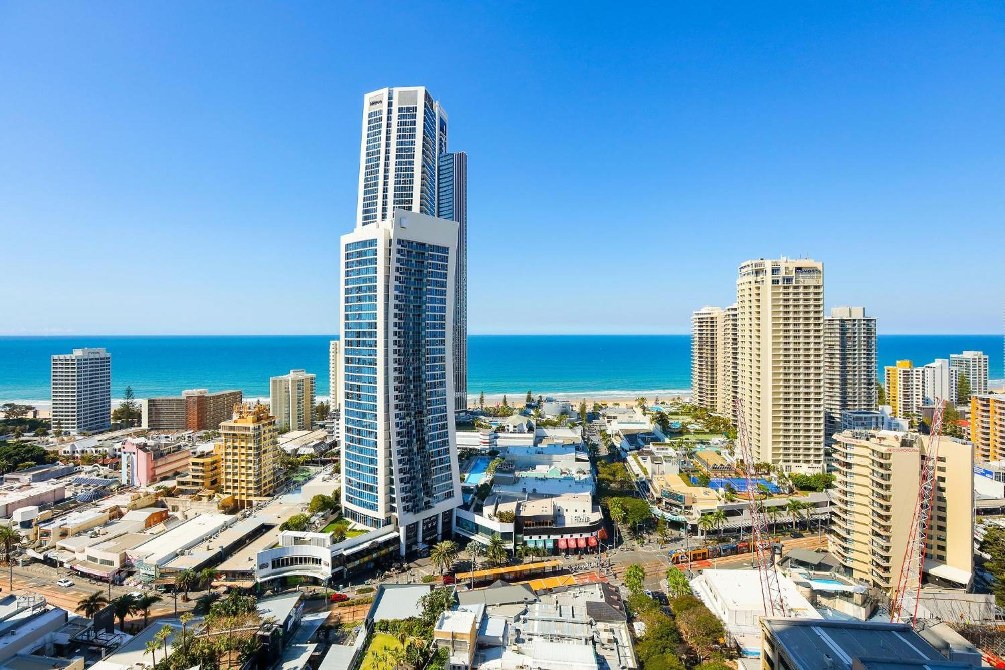 Circle On Cavill 2, 3, 4 & 5 Bedroom Skyhomes & Sub Penthouses By Gold Coast Holidays Extérieur photo