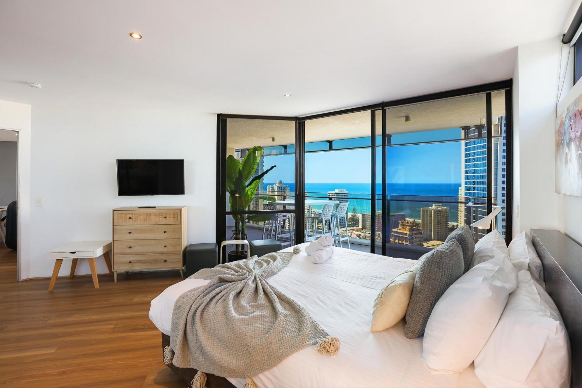 Circle On Cavill 2, 3, 4 & 5 Bedroom Skyhomes & Sub Penthouses By Gold Coast Holidays Extérieur photo